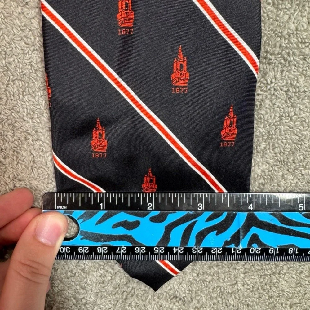 Rivetz of Boston Mens Silk Tie Navy Blue Red White Striped 1877 Crest Handmade